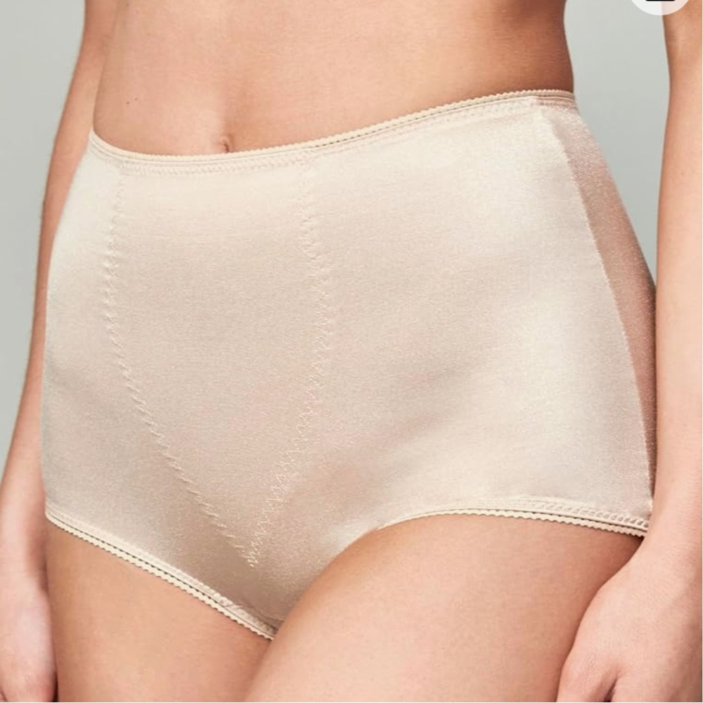 Wonderbra Womens Firm Control Full Brief Panty size XXL